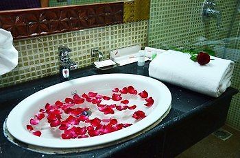 Lilypool - The Heritage Jalmahal Джайпур Екстериор снимка